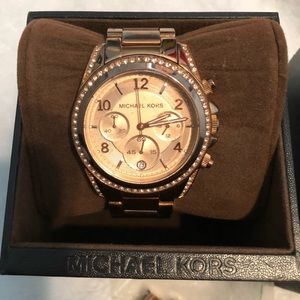 Michael Kors rose gold watch